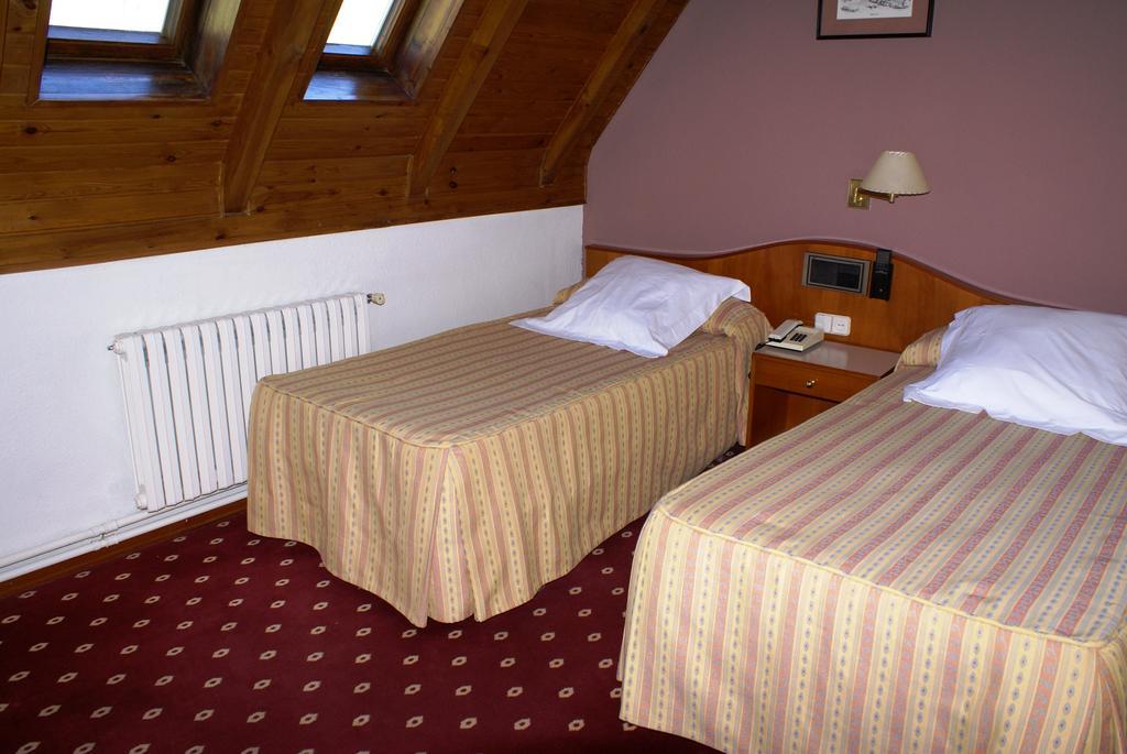 Hotel Edelweiss Arties Szoba fotó